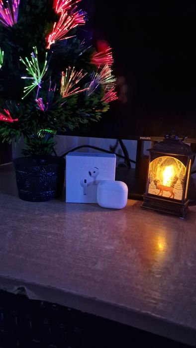 Airpods 4 ANC-Urgent(Cititi cu atentie descrierea)