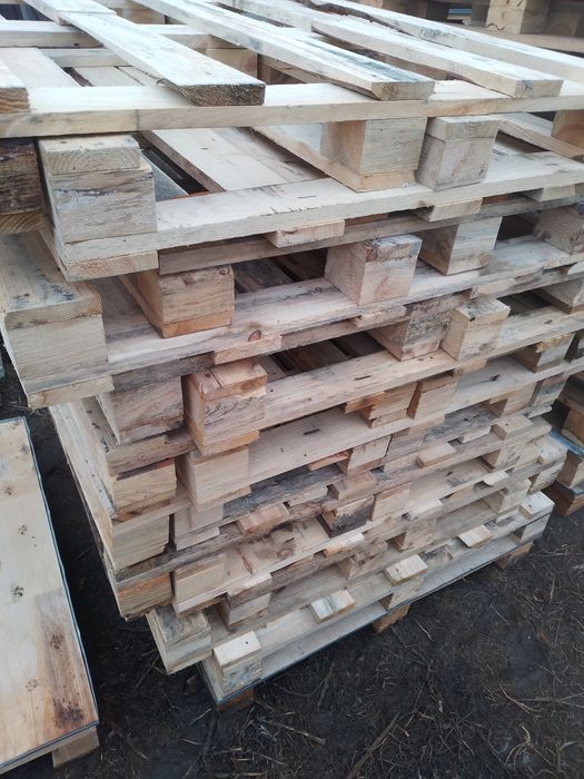 Поддоны 1.10на1.10 доски