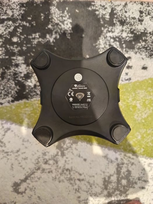 Stand pentru căști Vanad 500