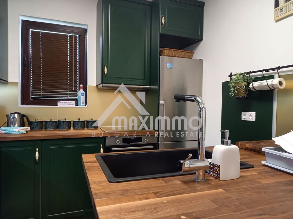 Двуетажна Къща С Басейн! В Тоскански Стил! Четири Паркоместа! Екологи