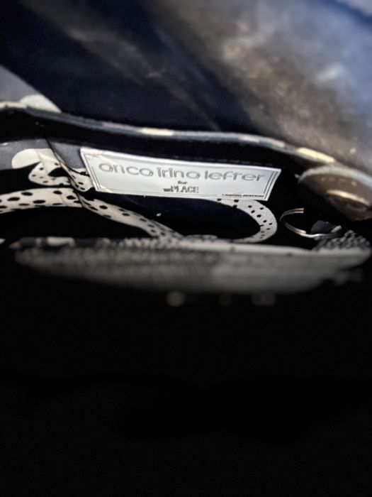 Geanta/servieta cu vinil Anca Irina Lefter