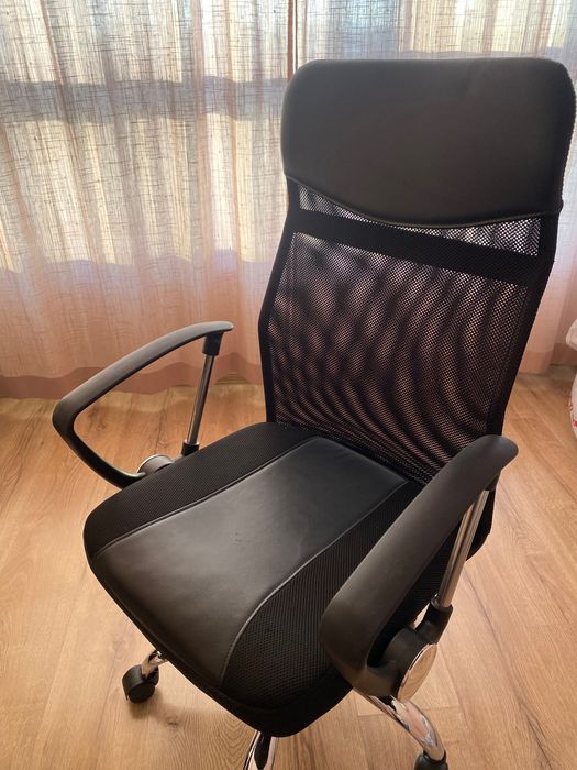 Офис Обзавеждане