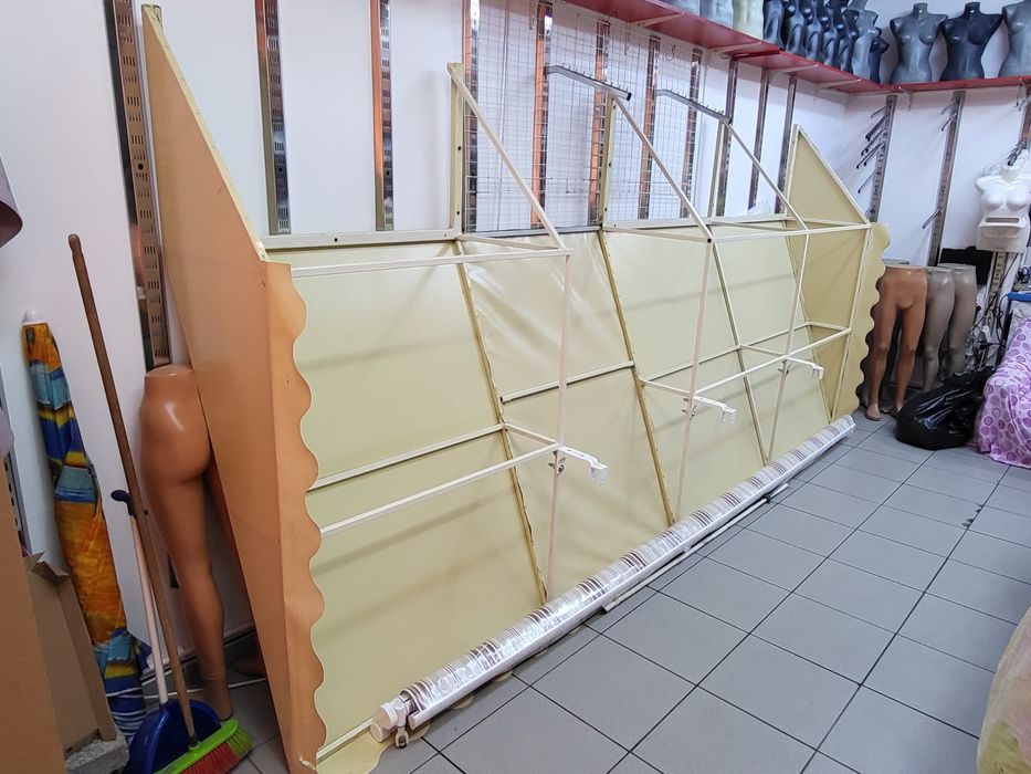 Vând Copertina cadru metal foarte bună si îngrijită 4,30 m