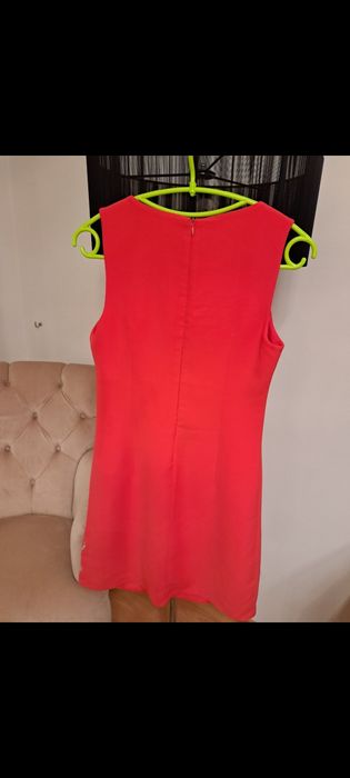 Rochie cu strasuri eleganta  38