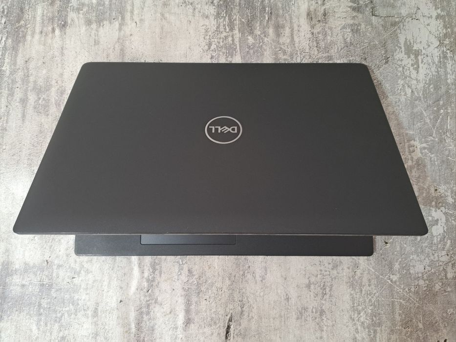 Продам ультрабук DELL LATITUDE 3520 (идеал)
