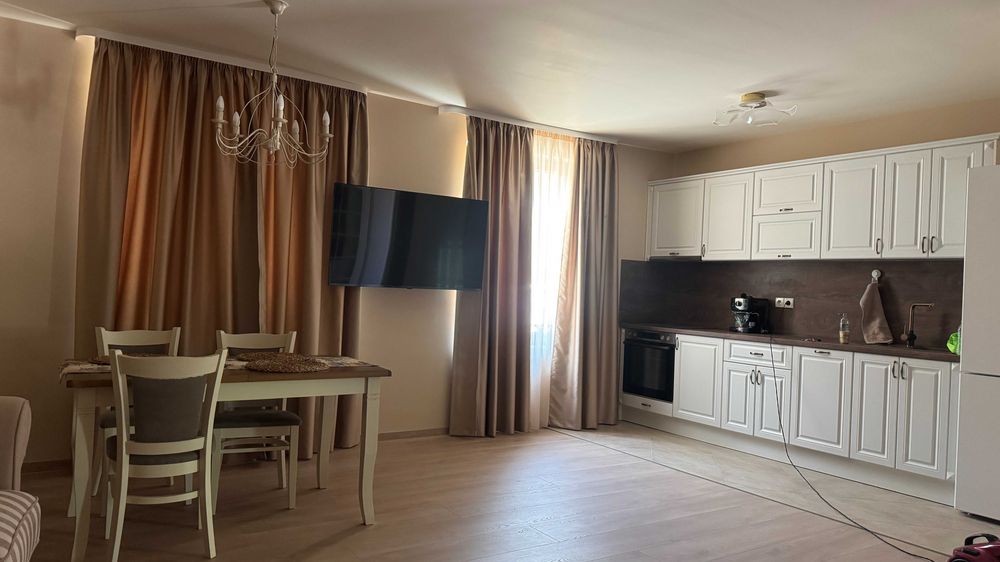 Дава се под наем Двустаен апартамент в Пловдив, Беломорски - 74 кв.м за 700 € - Снимка #3