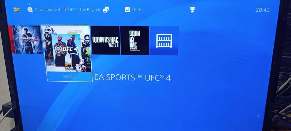 Продам Sony Playstation 4
