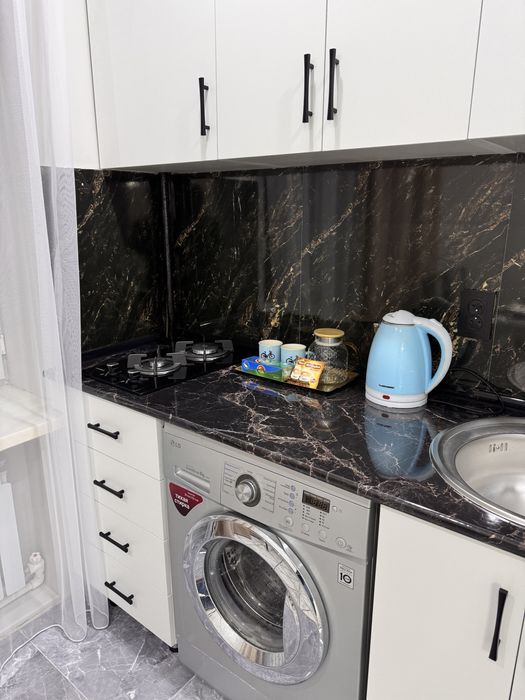 2ком. люкс. в центре Клиника Журек