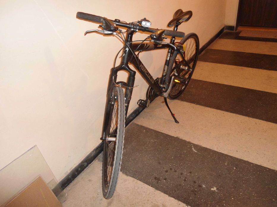 Велосипед 28,алум., стойки за лицеви опори