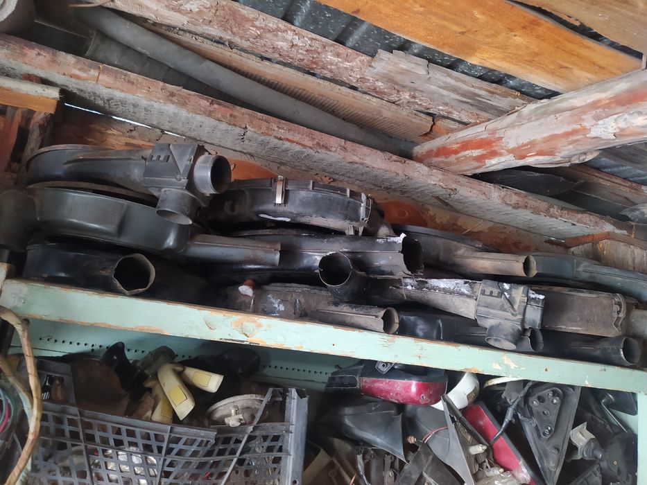 Корпус воздушного фильтра ваз