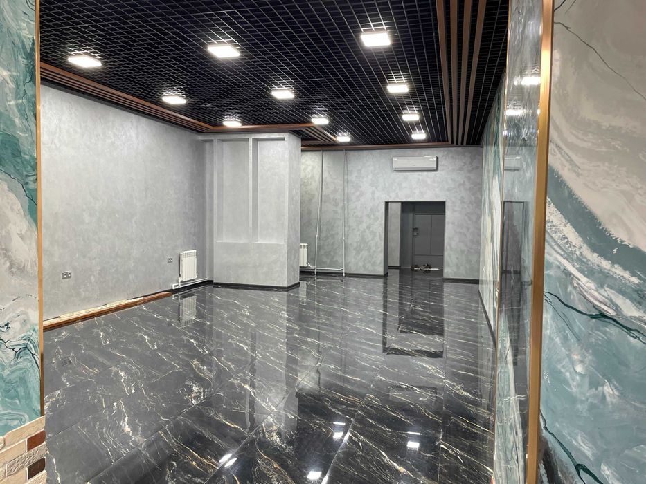 Ижарачи билан 88 м² нотурар жой, ойига $1400. 1-линия. Ор-р Экобазар