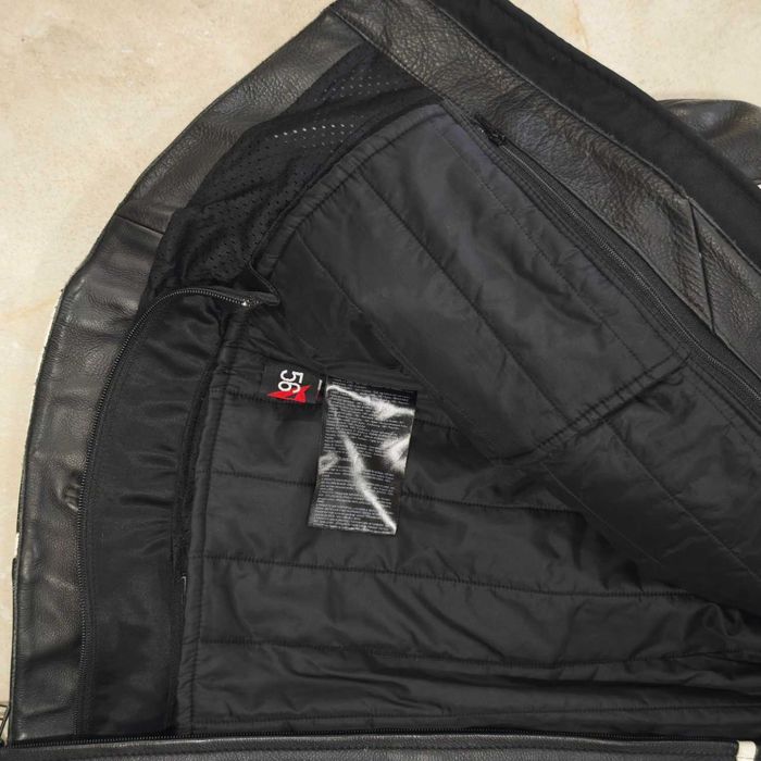 Мото яке DAINESE ZH22699752

Размер: 56/XXL