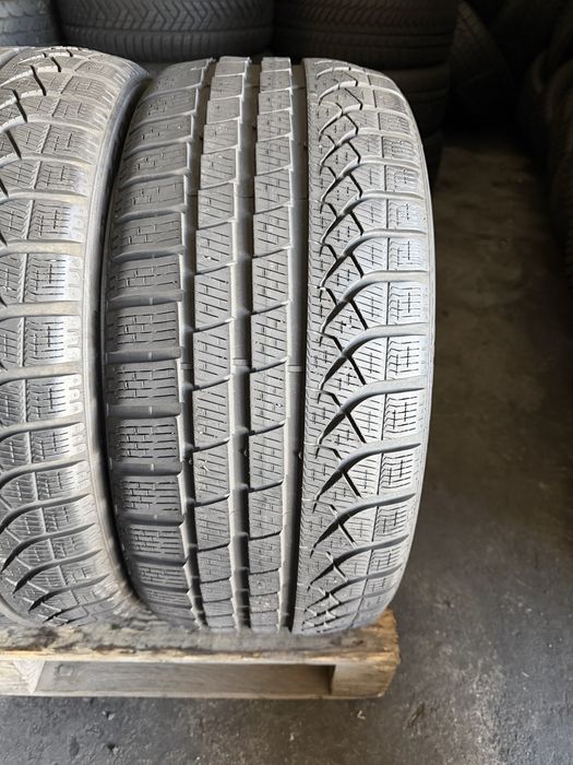 2 anvelope iarna 245/35/19 Pirelli 6.3 mm DOT 2022!
