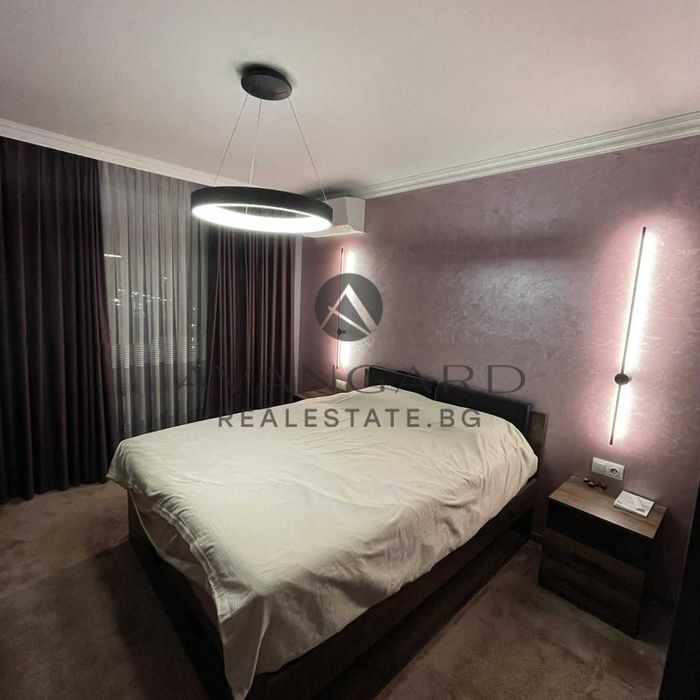 Продава се Двустаен апартамент в Пловдив, Център - 83 кв.м за 1253 €/кв.м - Снимка #4