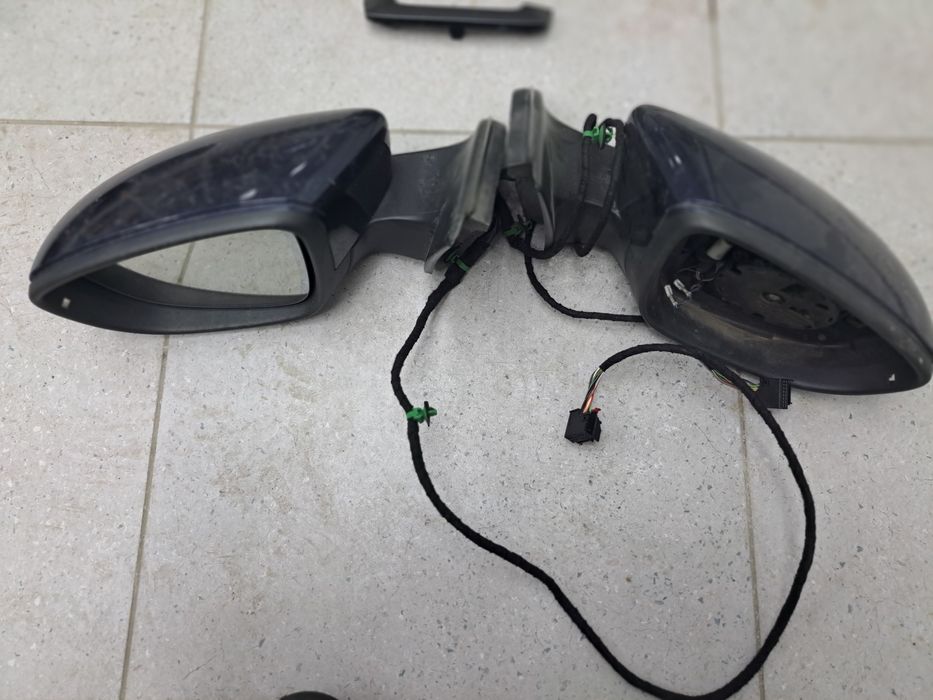 Volan comenzi, spira, trimuri, grile aer,  panou clima, oglinzi passat