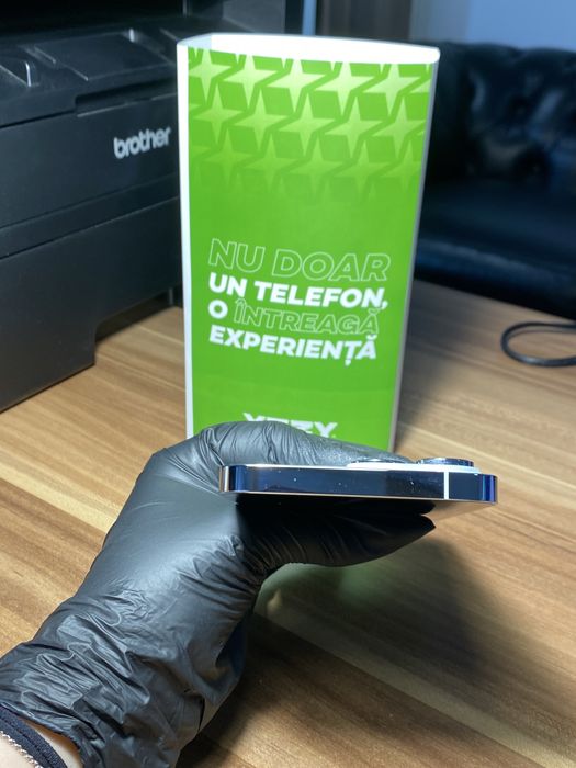 iPhone 14 Pro Max • 256 GB • Silver