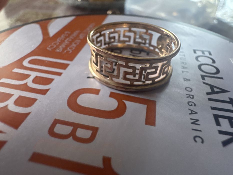 Продам золотые кольца