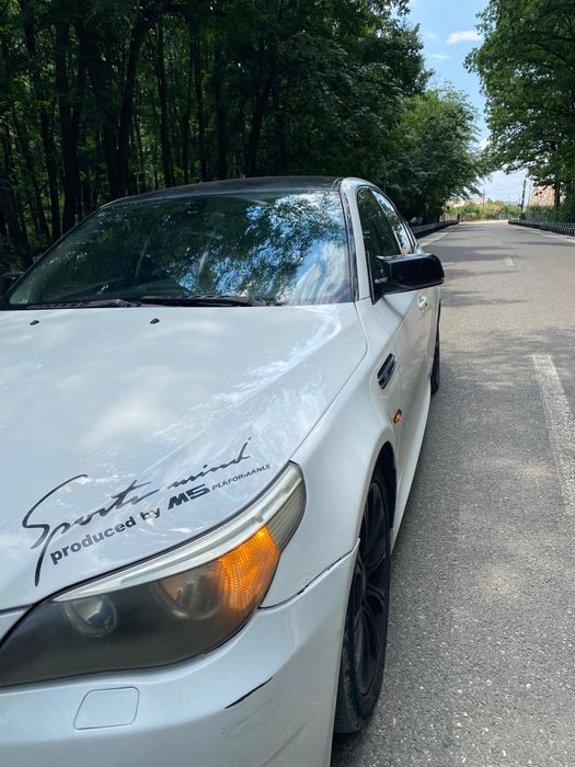 Vand BMW e60 520D sau schimb cu motocicletă
