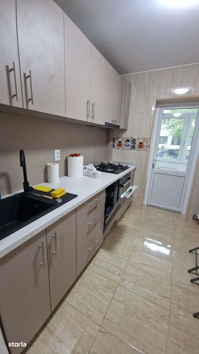 Apartament de 2 camere cu balcon, ideal pentru studenți