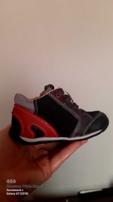 Оригинални бебешки обувки