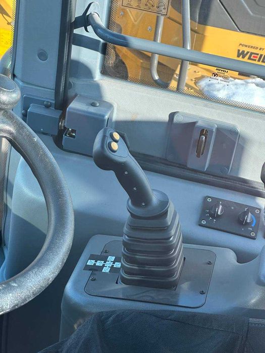 Lovol 3 kubalik ekonom Apparat Weichai motor 225 ot kuchi Joystiklik