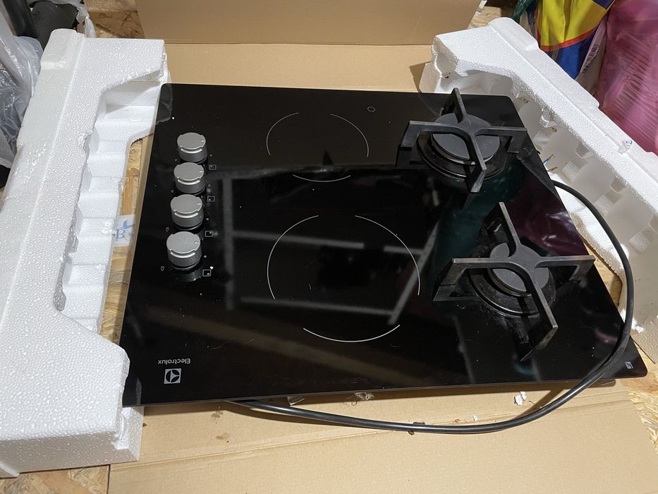 Plita gaz/electrica  Electrolux