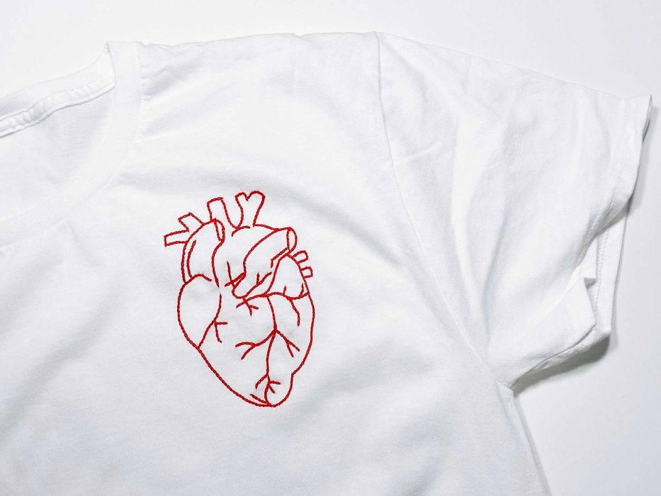 Heart T- shirt Futbolka