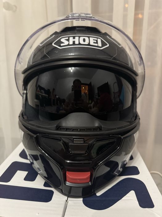 Casca SHOEI Neotec 3 flip-up + SENA SRL3 – mărimea M – ușor accidentată – 2500 lei