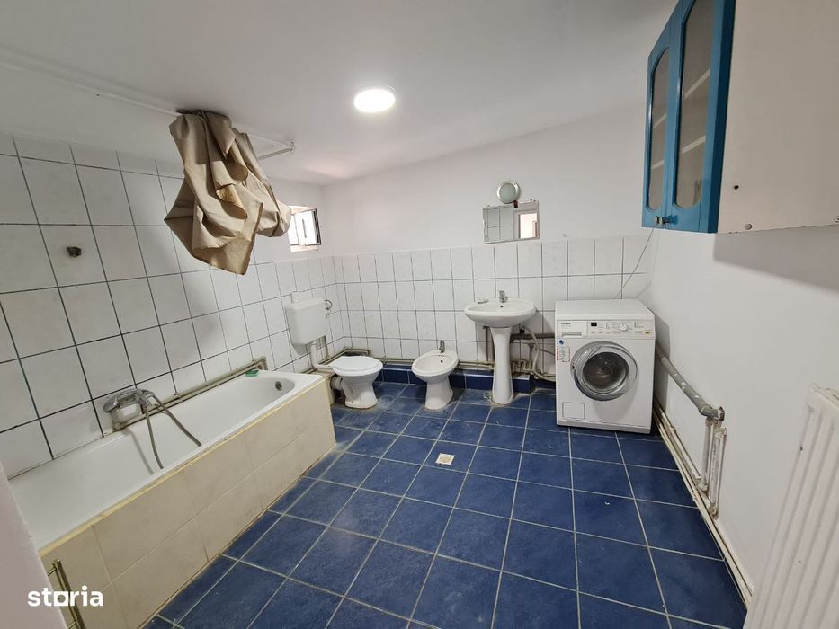 Inchiriez Casa 6cam zona Vlaicu,Echipe Muncitori,Acces auto,Termoteca!