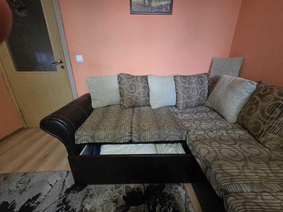 Ъглов диван 2.15/2.70 м.