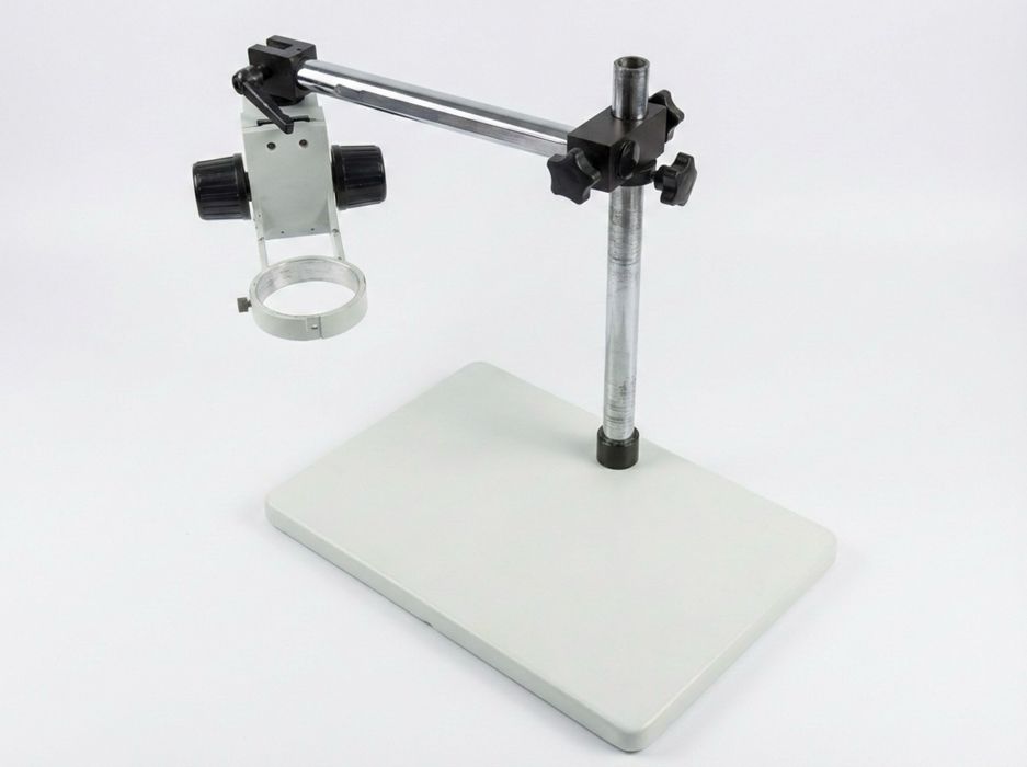 Штатив для микроскопа