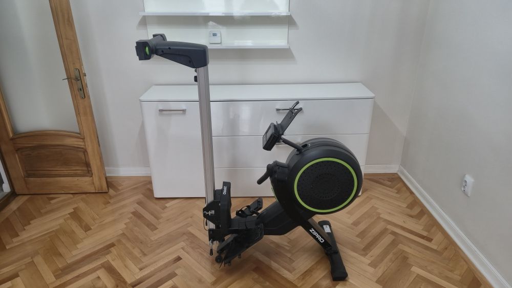 Aparat de vâslit magnetică Zipro Dash 8 niveluri de rezistență iConsole+ Kinomap