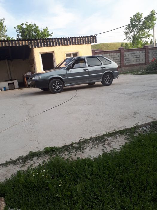 Продам ваз-2114 средне