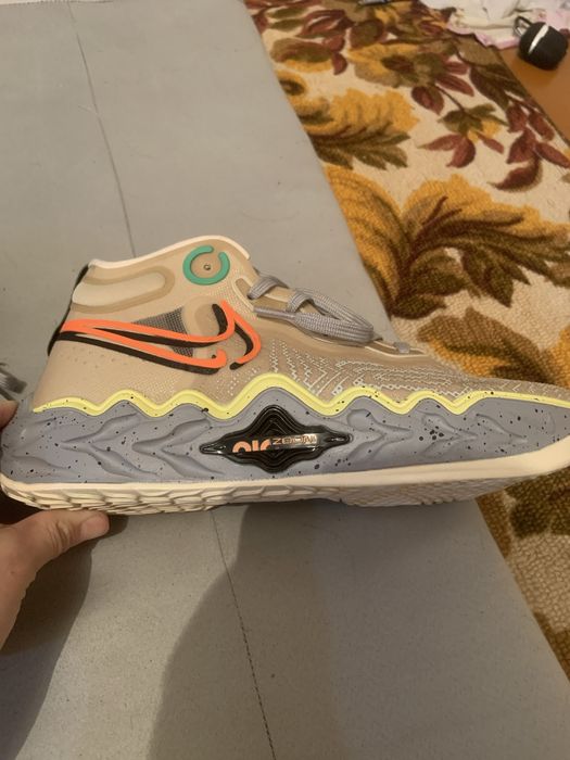 Nike Air Zoom Basketball