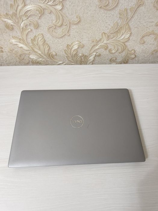 Dell Precision 3571 Workstation