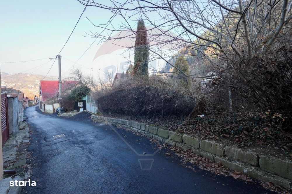 Casa si teren intravilan de vânzare – Brașov, str. Pajiștei