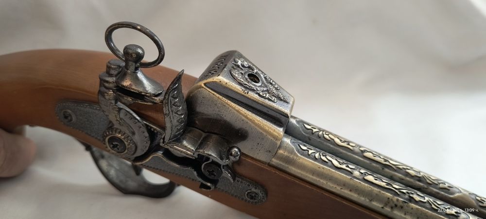 Кремъчен пистолет за украса и декорация