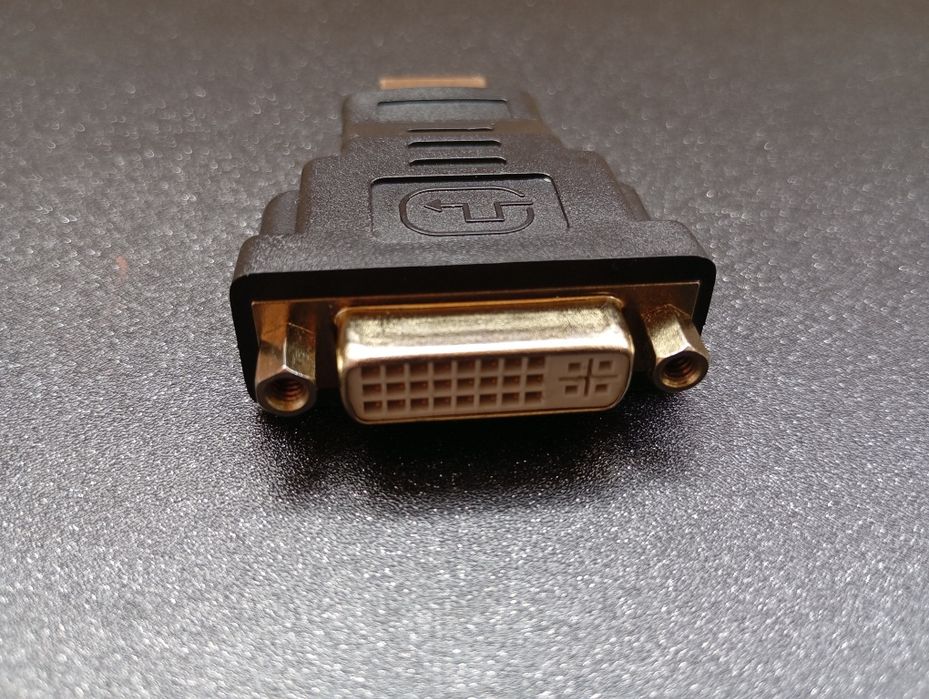 Adaptor DVI - HDMI cablu pc - monitor