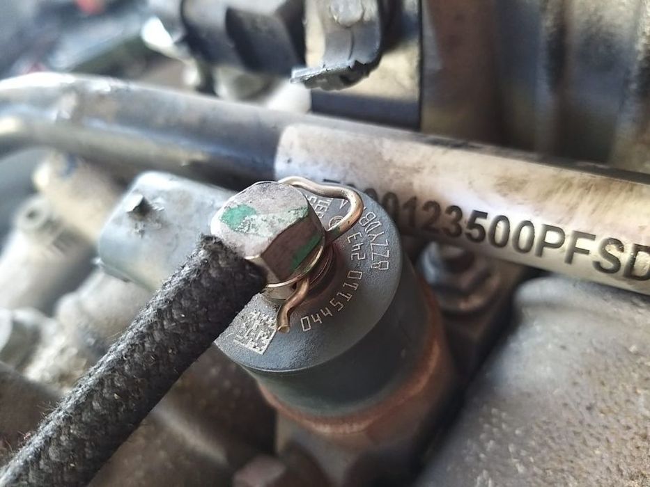 Injector 1.9 d 0445110243 alfa romeo 159