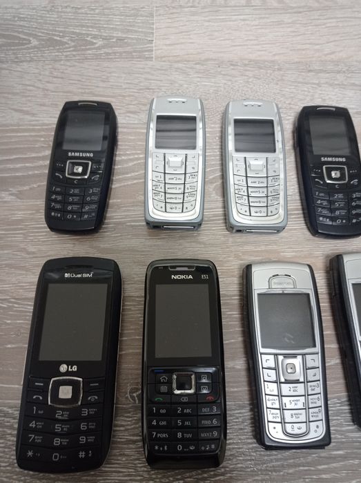Продам рэтро телефон Nokia  и Samsung