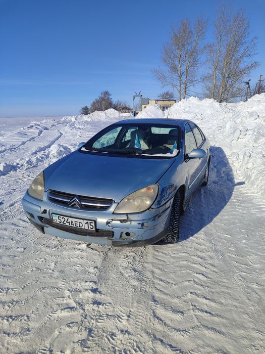 Седан с Бизнес салоном
