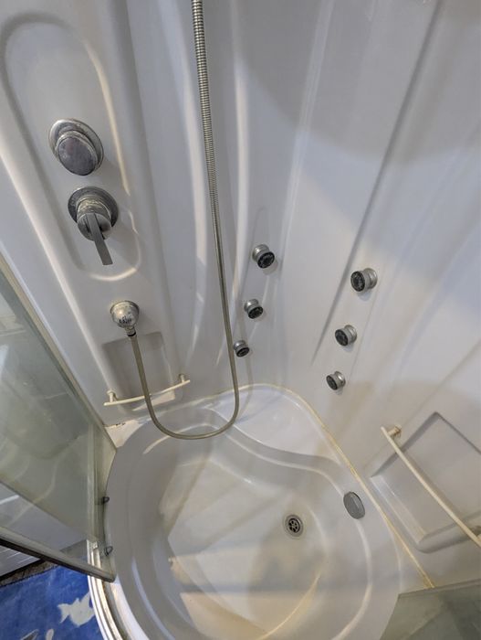 Продам душевую кабину