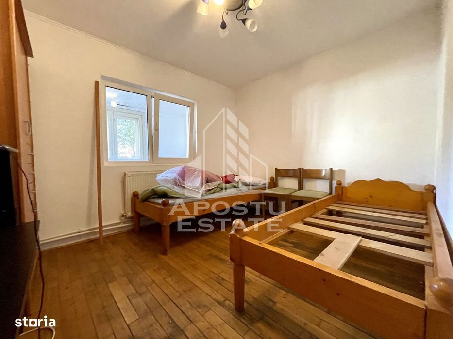 Apartament cu 2 camere de vanzare, centrala, zona Girocului, Timisoara