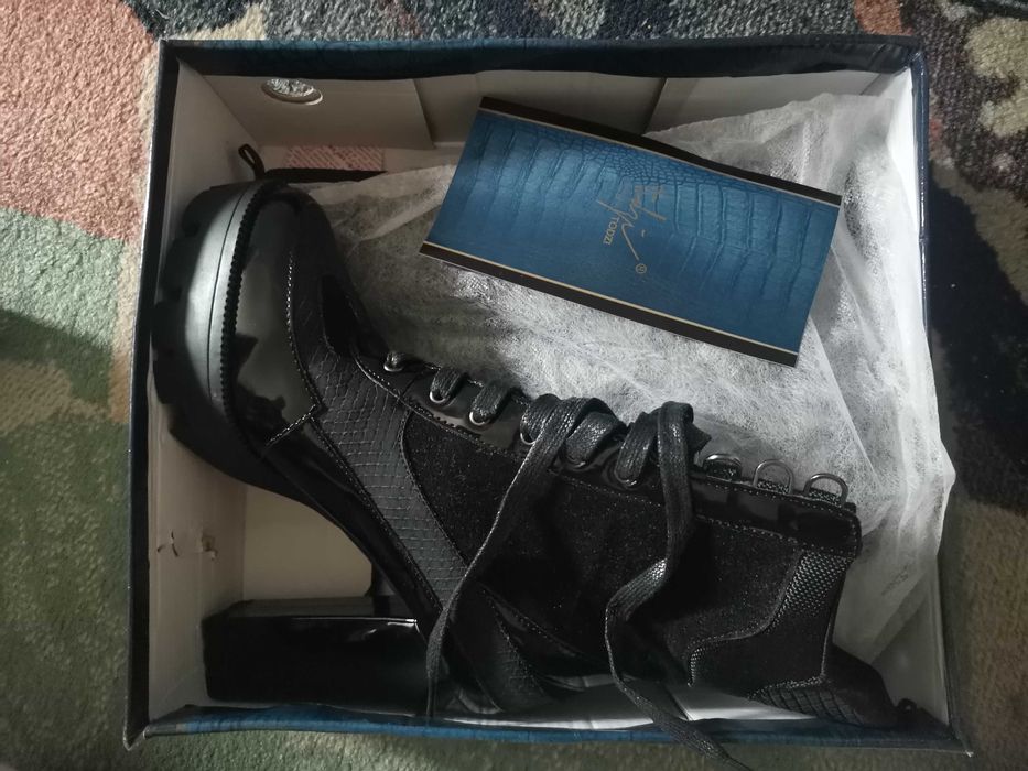 Дамски зимни боти, високи на ток 37 номер