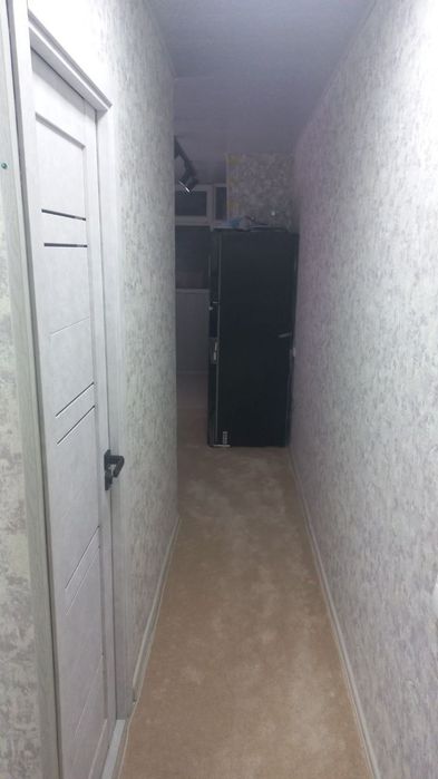 Продаётся 2 ком кв наличными или с выкупом 33000$