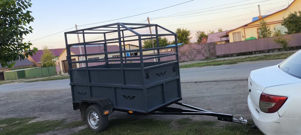 Коневозка прицеп