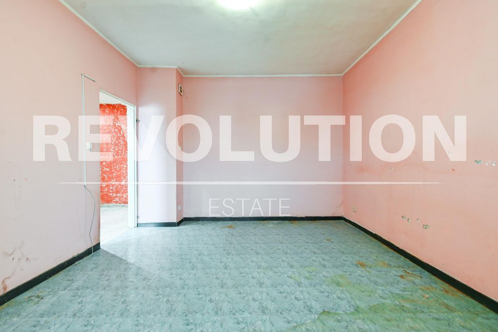 Продава се Двустаен апартамент в София, Надежда 1 - 70 кв.м за 2000 €/кв.м - Снимка #3