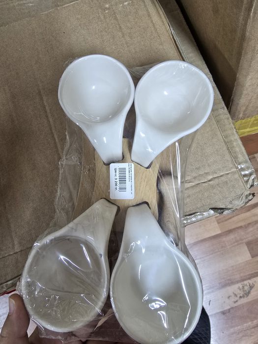 Продам соусницу(подливник)