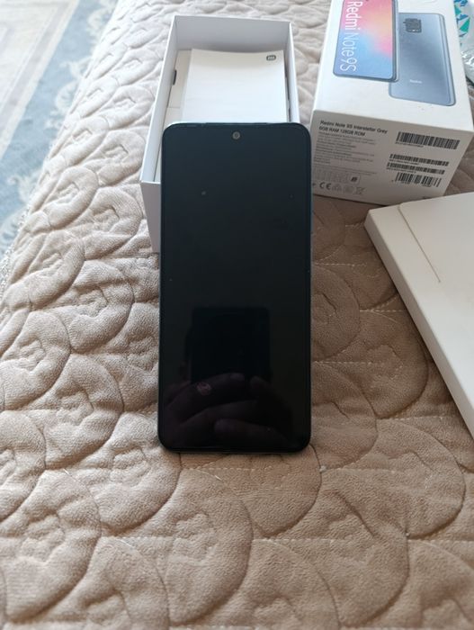 Телефон Redmi Note 11