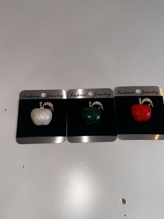 Елеганти Дамски брошки